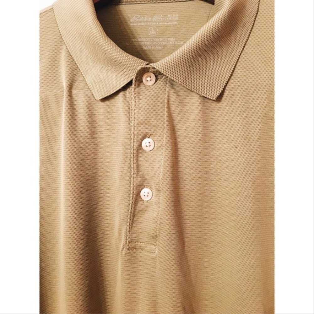 Eddie Bauer button down tee - Picture 3 of 4